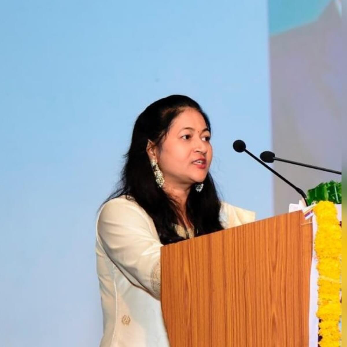 Dr. Mrunal